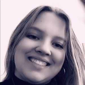 Meet your Posher, Lindee